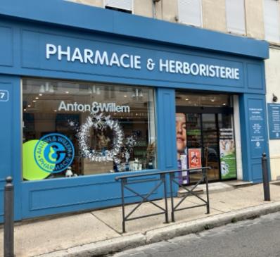 ouverture pharmacie Anton & Willem 2024